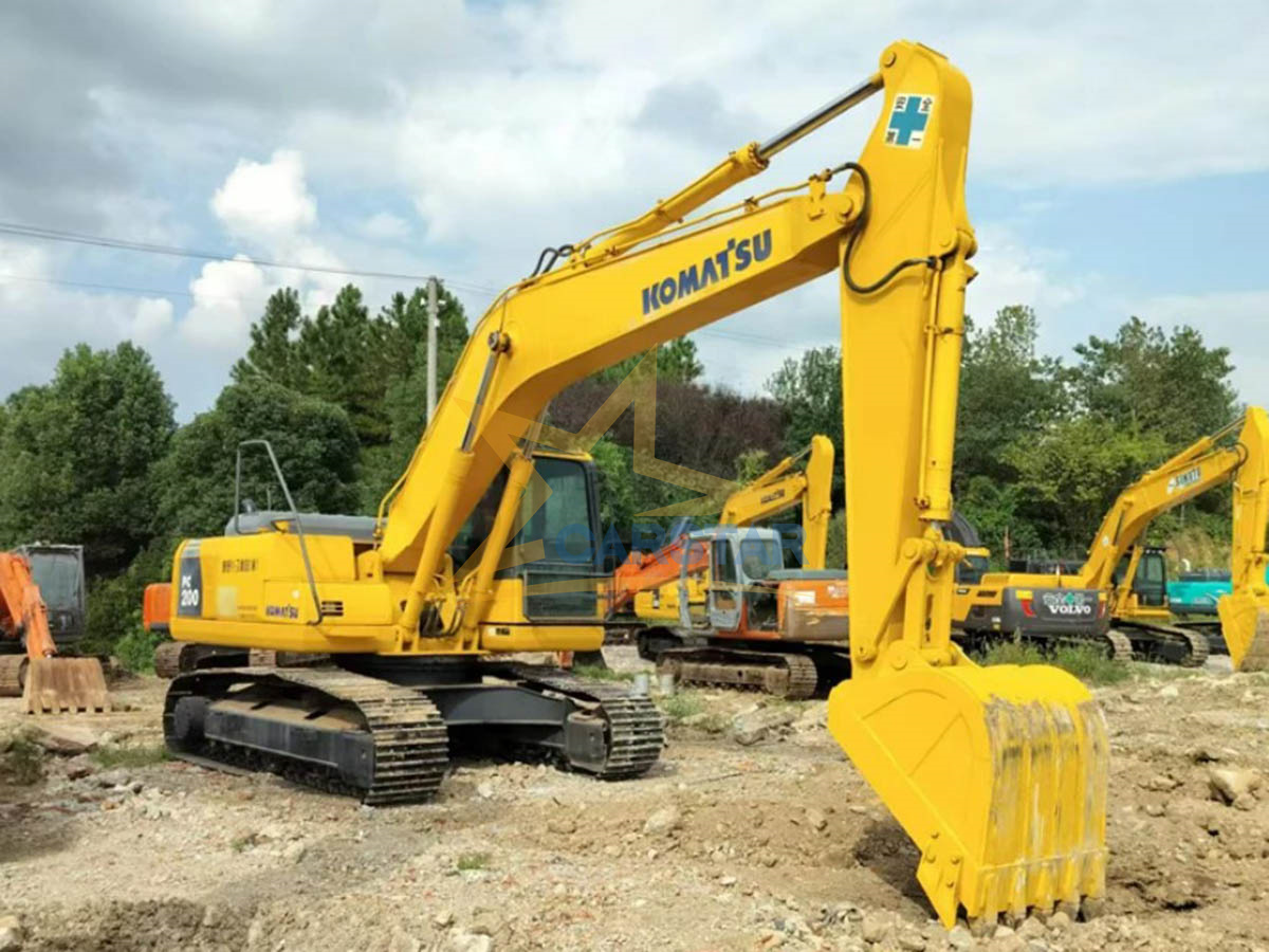 Komatsu Used Excavat