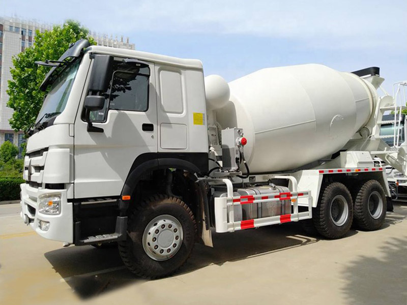 HOWO Used Concrete M